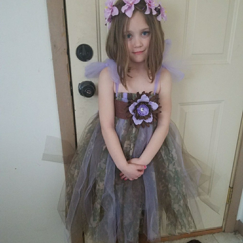Tulle dress with flower belt